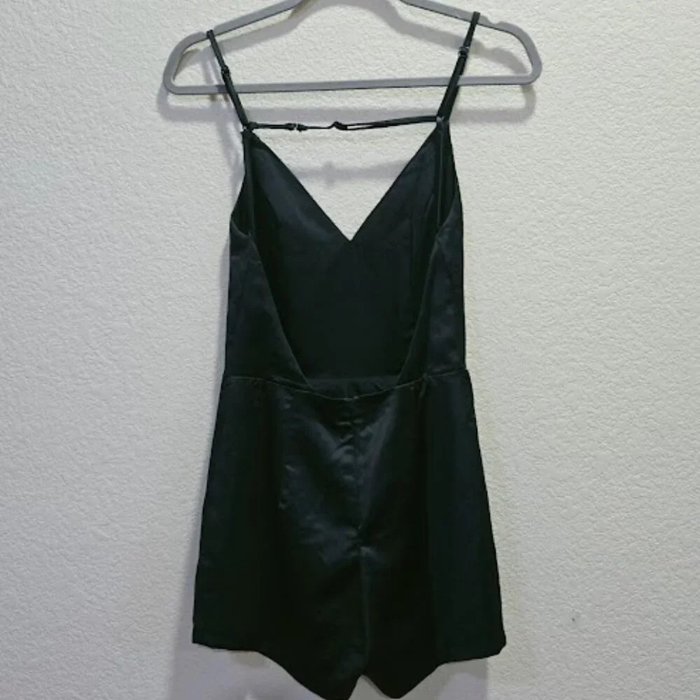 NWT Superdown Nicola Open Back Romper Size XS